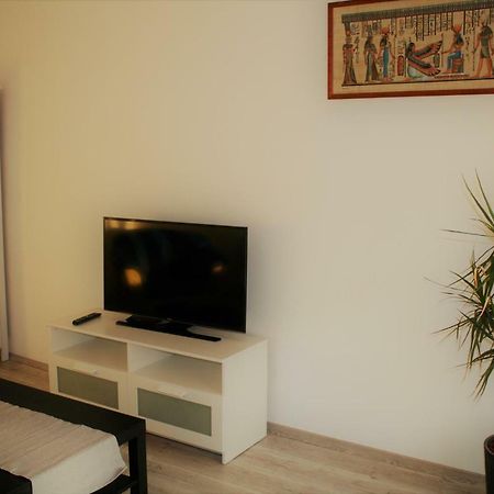 Casa Peterfi - Apartment With 3 Bedrooms And Spacious Living Room Targu Mures Exterior foto