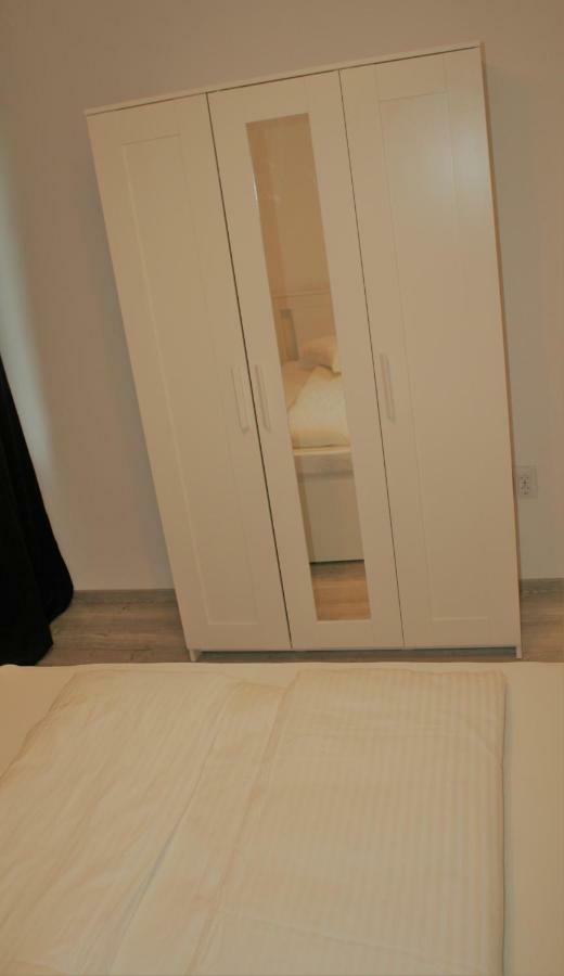 Casa Peterfi - Apartment With 3 Bedrooms And Spacious Living Room Targu Mures Exterior foto