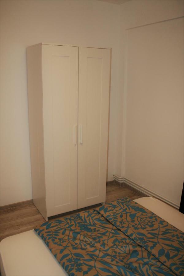 Casa Peterfi - Apartment With 3 Bedrooms And Spacious Living Room Targu Mures Exterior foto