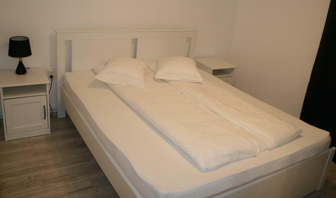 Casa Peterfi - Apartment With 3 Bedrooms And Spacious Living Room Targu Mures Exterior foto