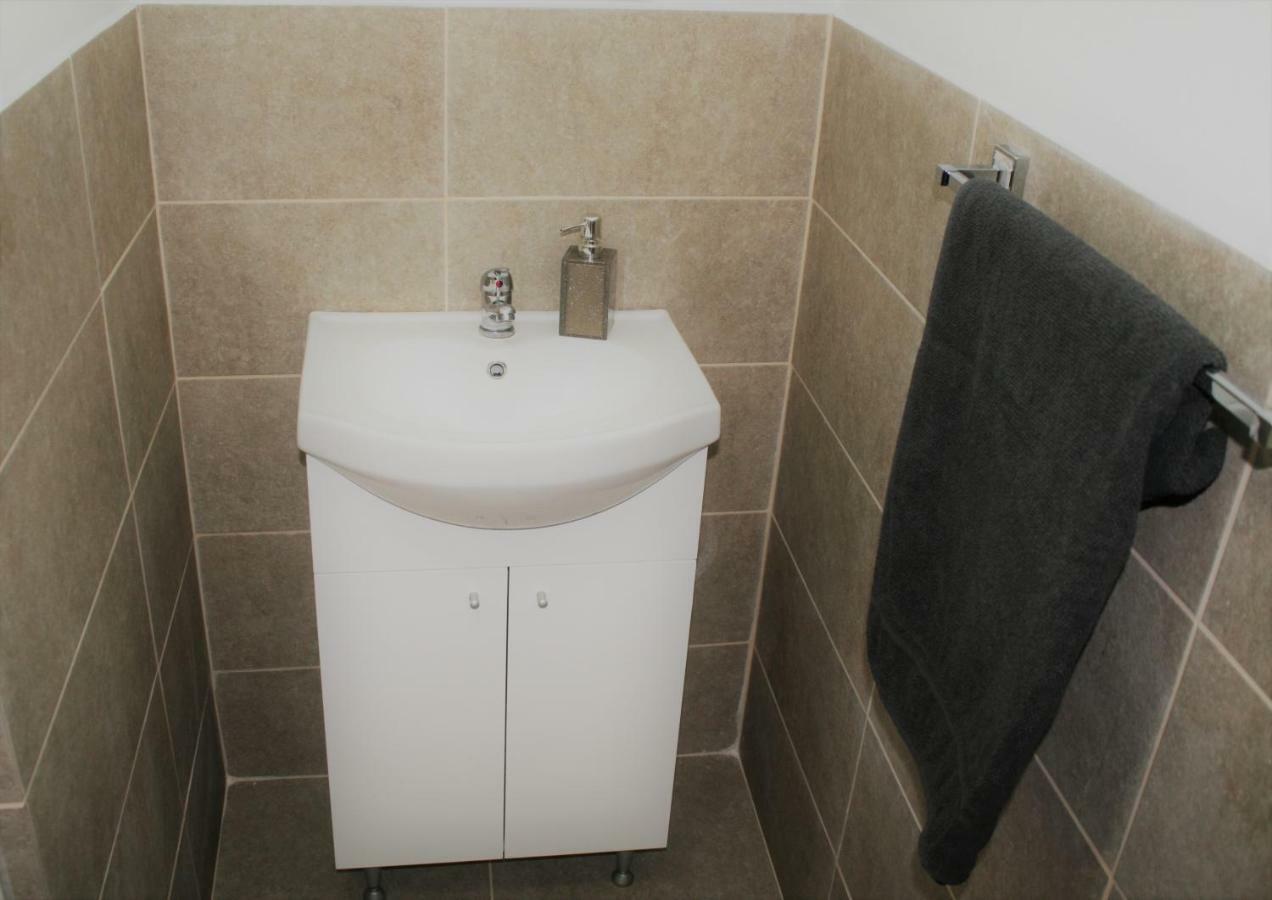 Casa Peterfi - Apartment With 3 Bedrooms And Spacious Living Room Targu Mures Exterior foto