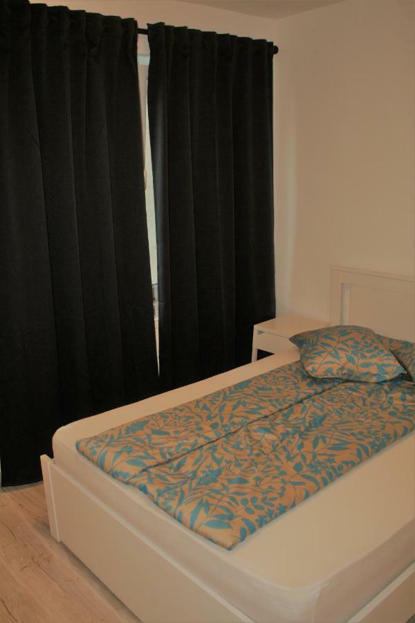 Casa Peterfi - Apartment With 3 Bedrooms And Spacious Living Room Targu Mures Exterior foto